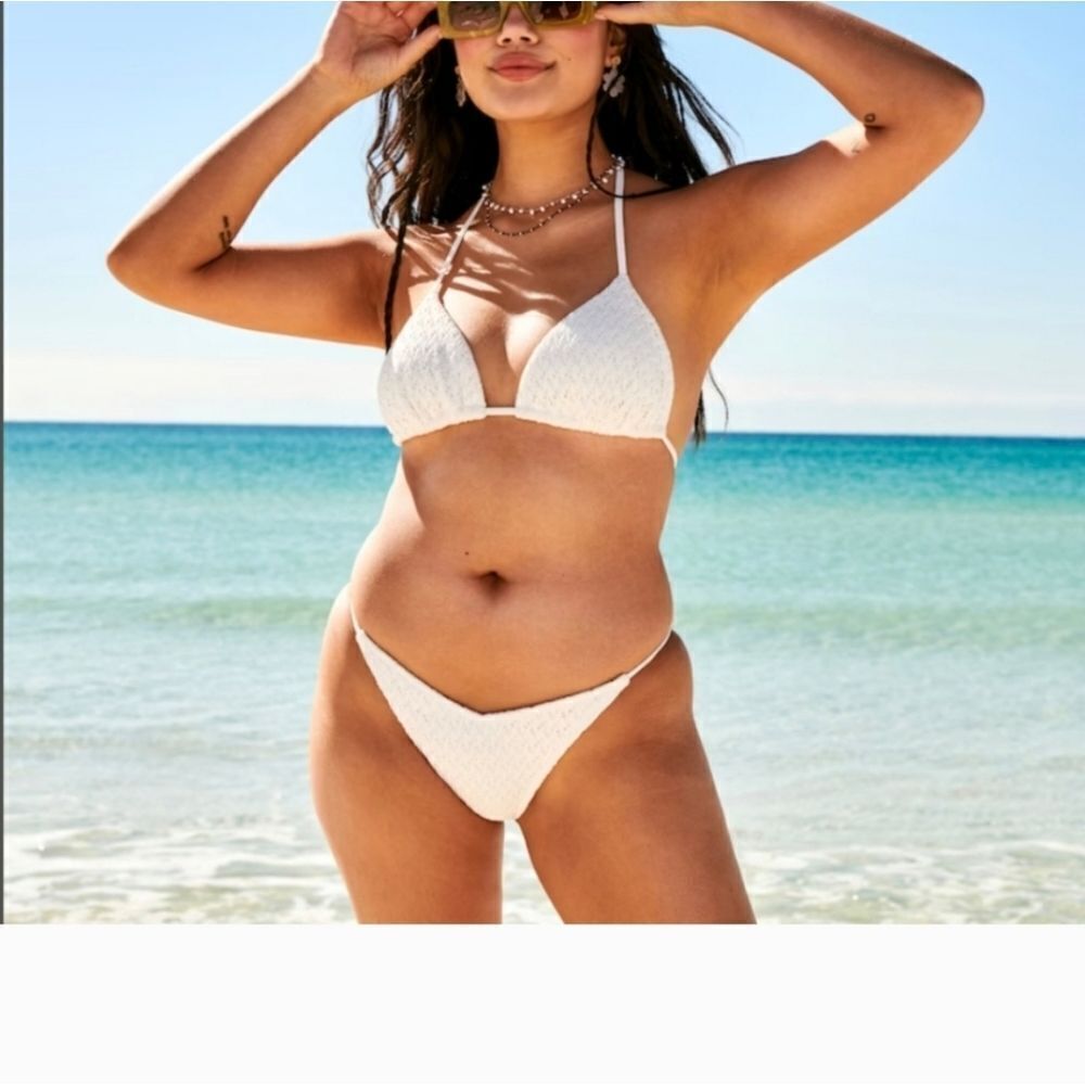 Hollister Crochet Off White High Leg Cheeky Bikini Bottom - Picture 7 of 16